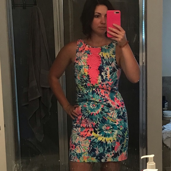 Adara Shift Dress - Picture 3 of 3